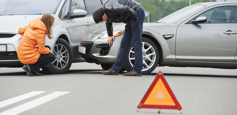 Ongeluk Zonder Rijbewijs - Wat Zijn De Gevolgen? - Rijden Onder Invloed (Alcohol & Drugs) - Advocaat Verkeersrecht Antwerpen - DriesAdvocaten.be thumbnail